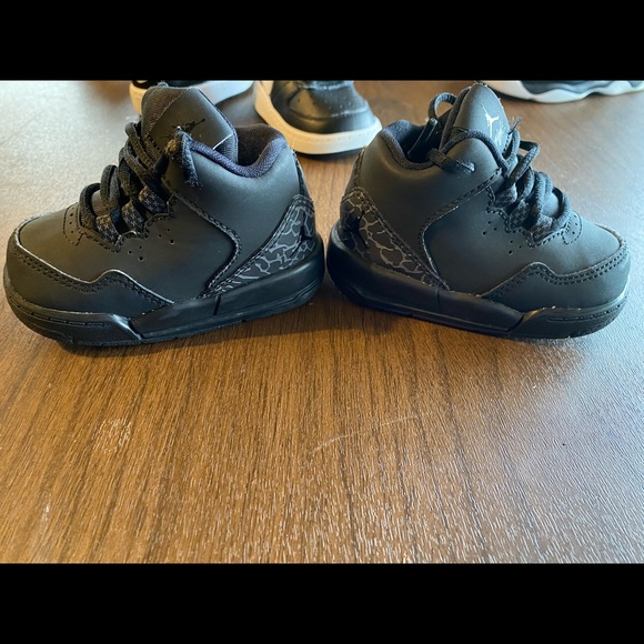 Size 3c Jordan’s - Picture 3 of 3